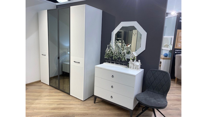 Распродажа - изображение №3 "Комплект мебели для спальни Хилтон (выставочный образец)"  на www.Angstrem-mebel.ru